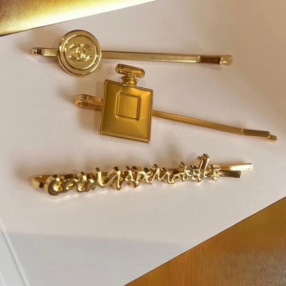 Brand New Chanel Beauty Coco Mademoiselle Gold Hair Clips